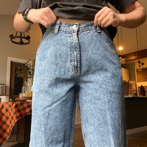 Trendy carpenter jeans